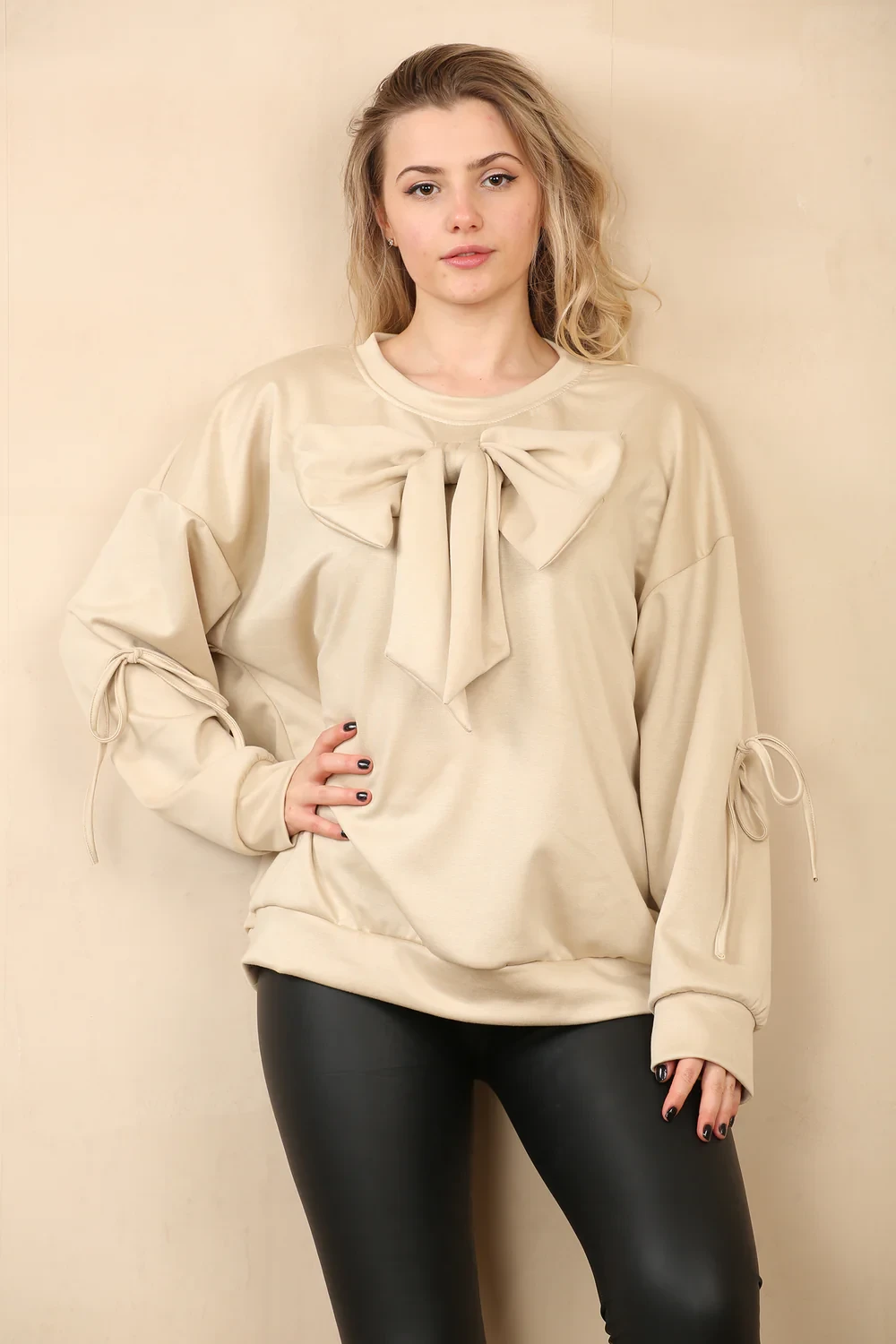 DETAIL BOW SWEAT - BEIGE