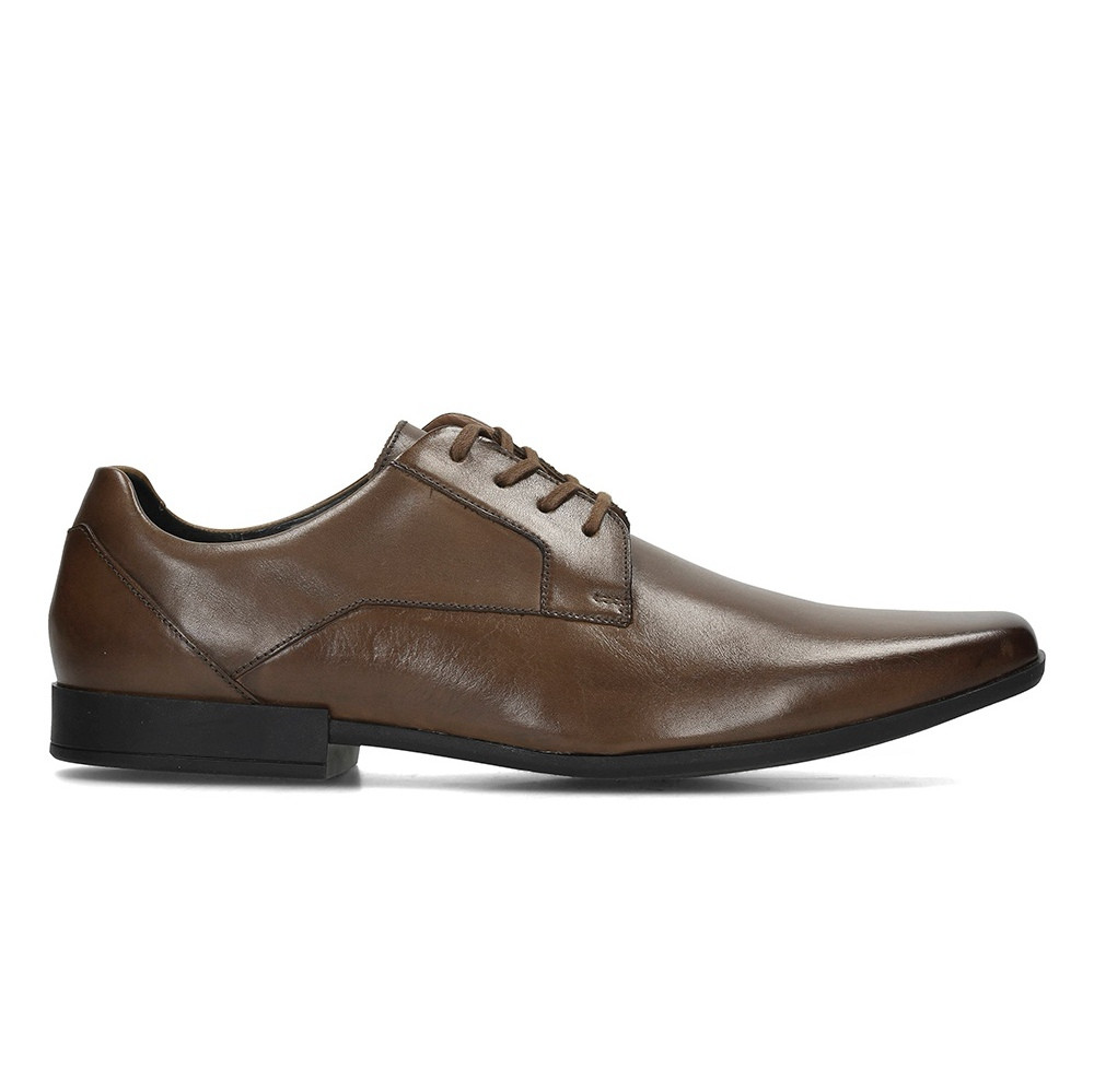 Adult’s Clarks ‘Glement Over’ Shoes Tan Color