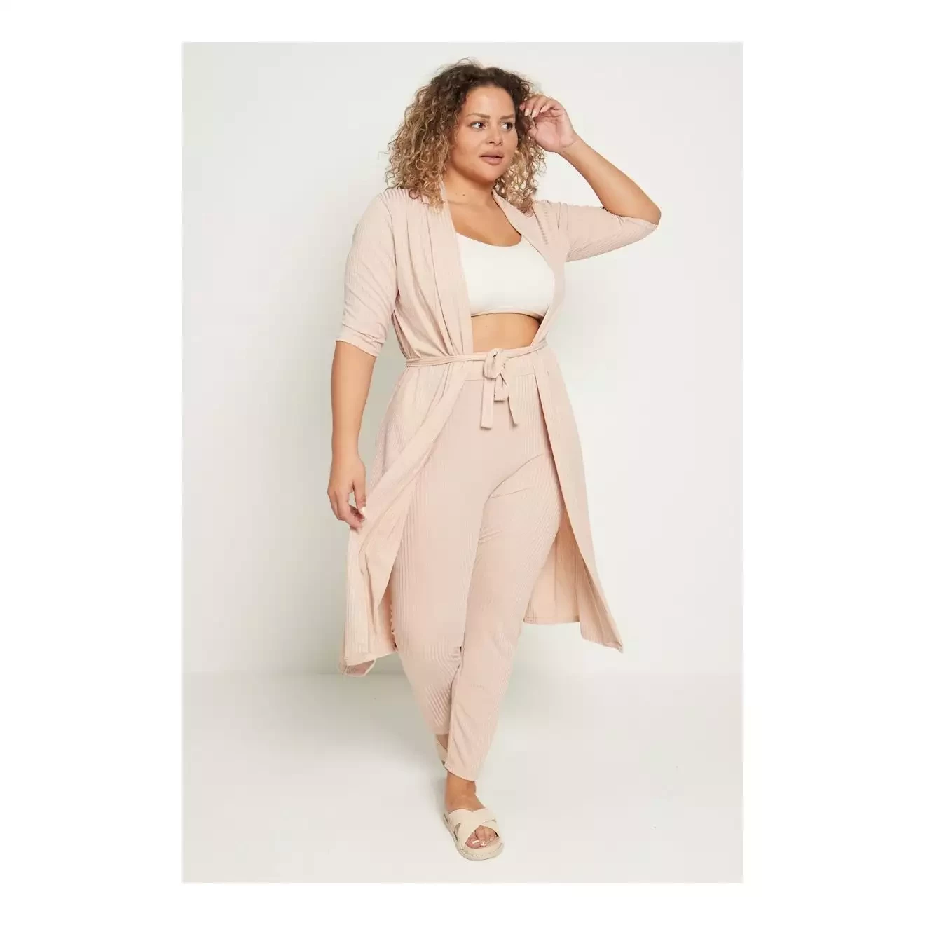 Plus size beige lounge set 2
