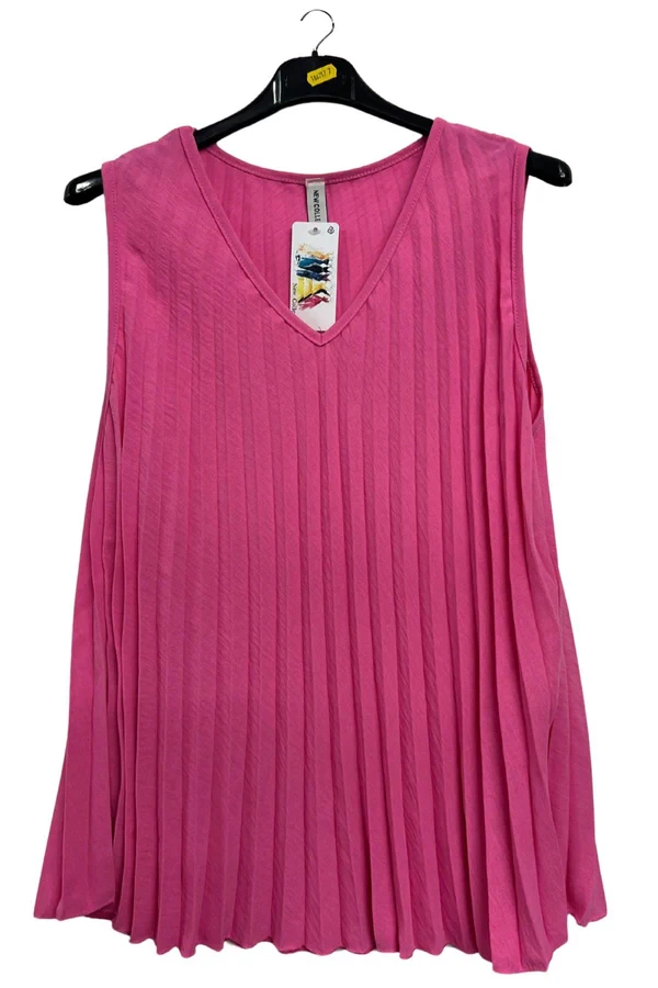Plain Pleated Top