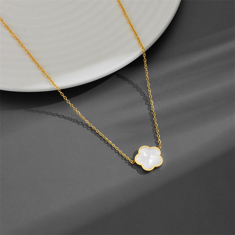 Sweet Minimalist Classic Style Pork Belly 304 Stainless Steel 18K Gold Cut Single Pendant Necklace