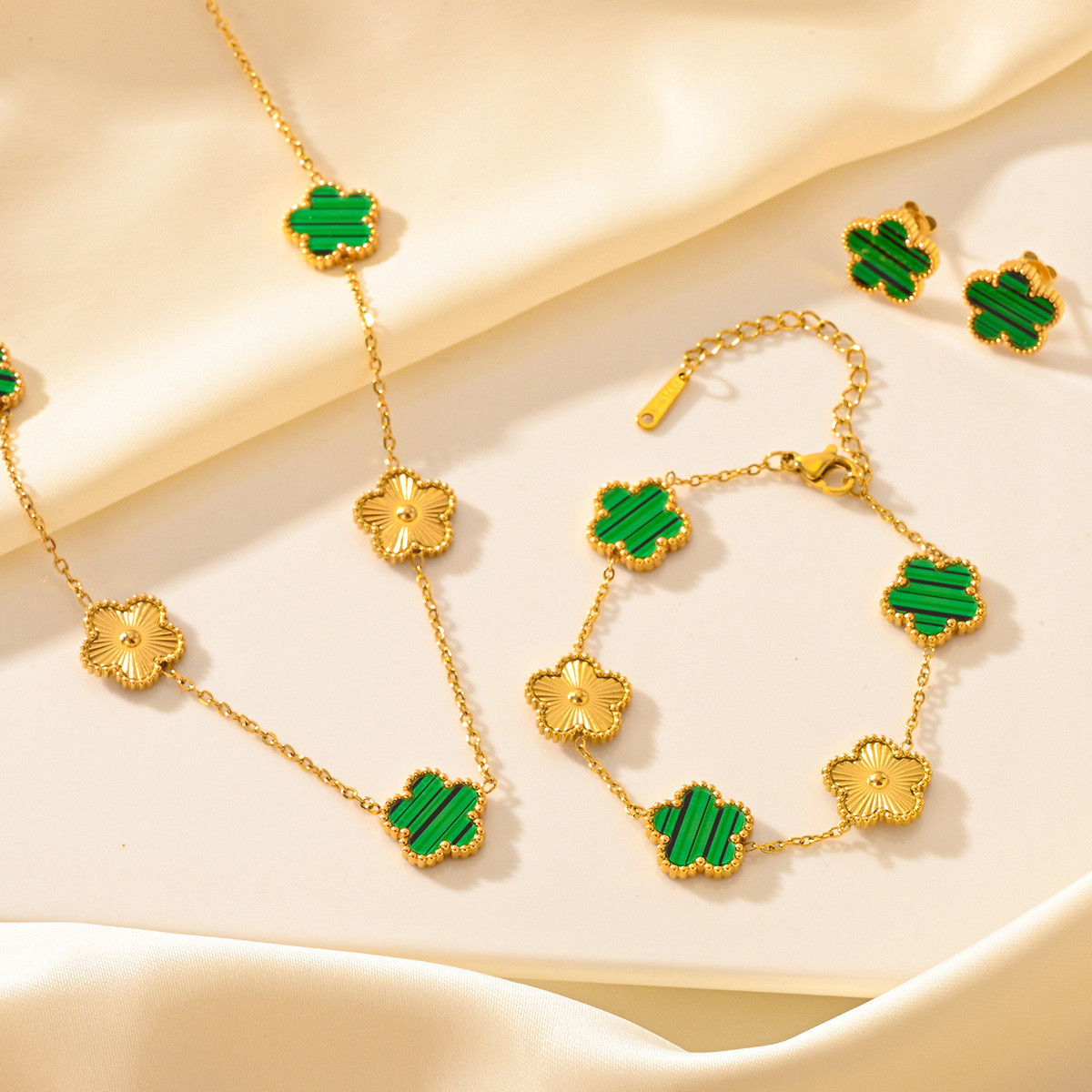 Sweet Minimalist Classic Style Pork Belly 304 Stainless Steel 18K Gold Plated Double Sided Shell Bracelet