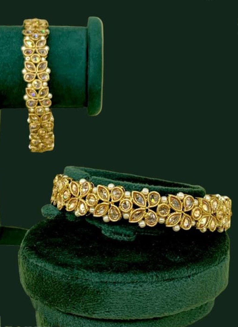 Kundan And Pearls Studded Wedding Bangles Collection