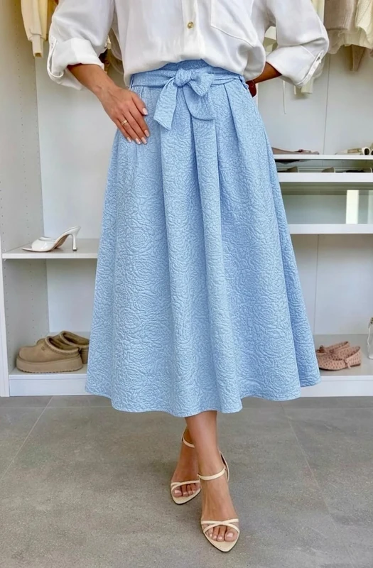 ARABELLA ROSE TEXTURED A-LINE POCKET MIDAXI SKIRT-BLUE