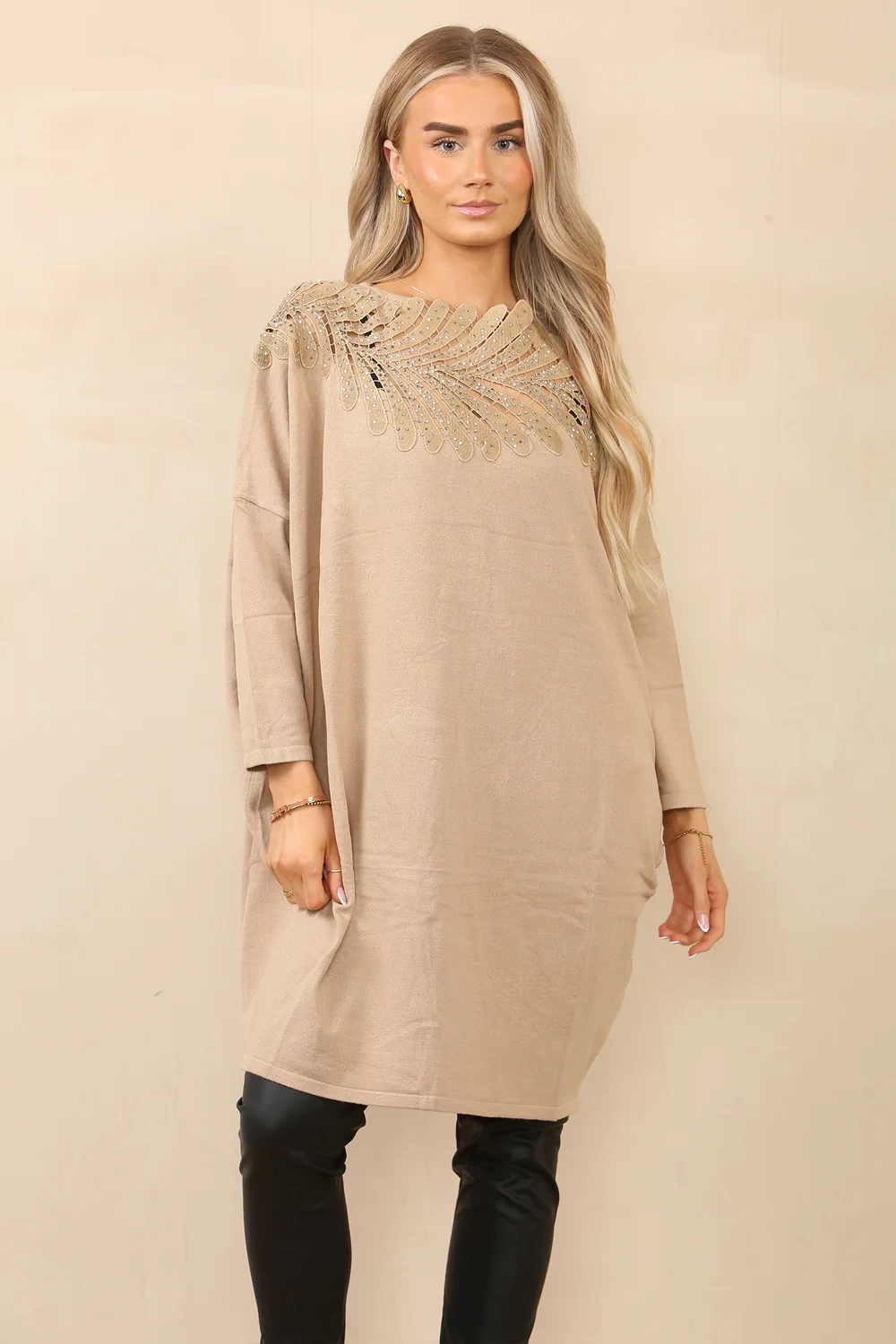 LACE DIAMOND DETAIL OVERSIZED JUMPER - BEIGE