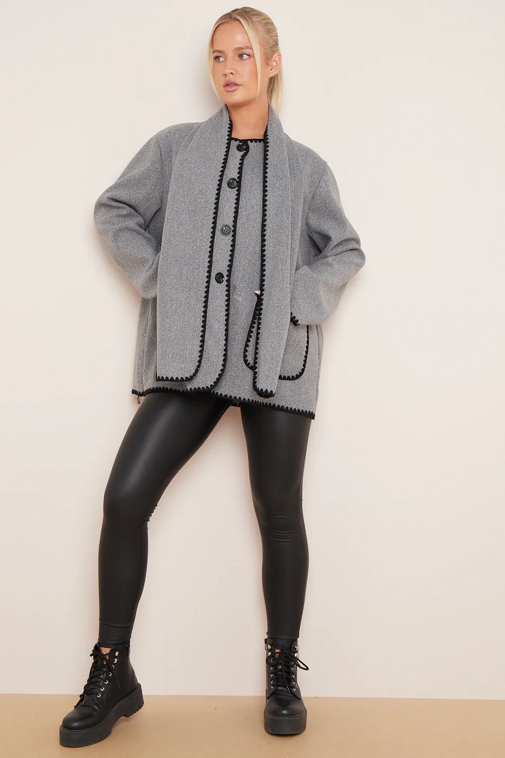 BLANKET STICH SCRAF COAT