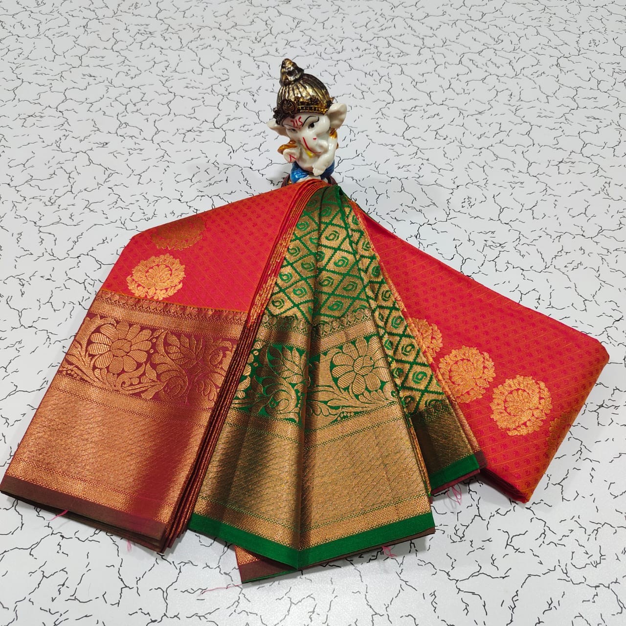 TANA EMBOSS PATTU SAREE
