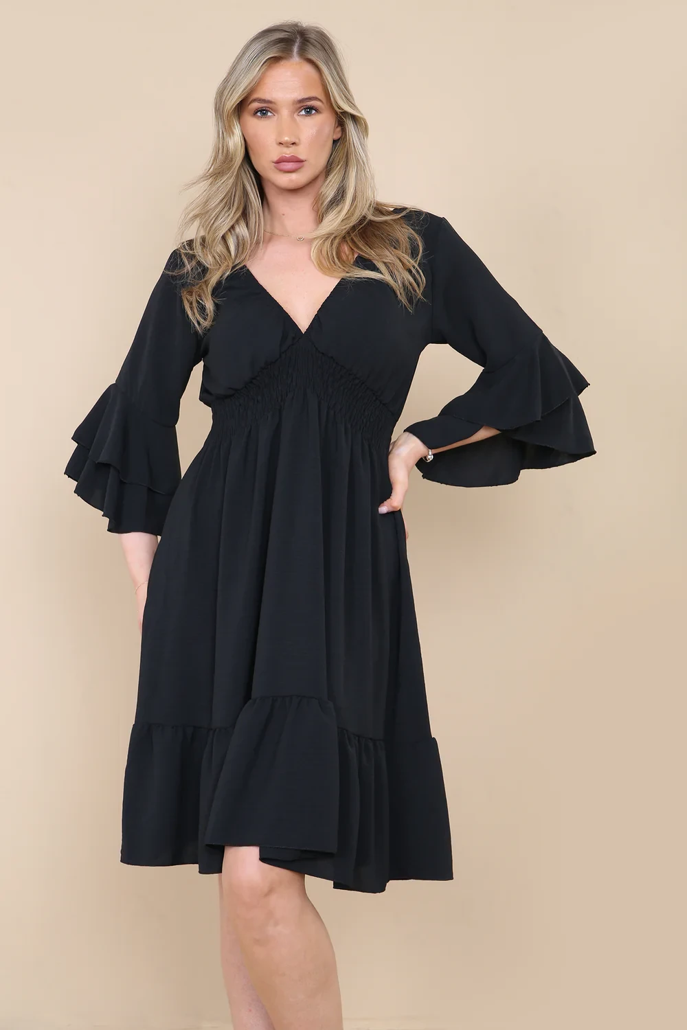 GATHERED RARA SLEEVE DRESS
